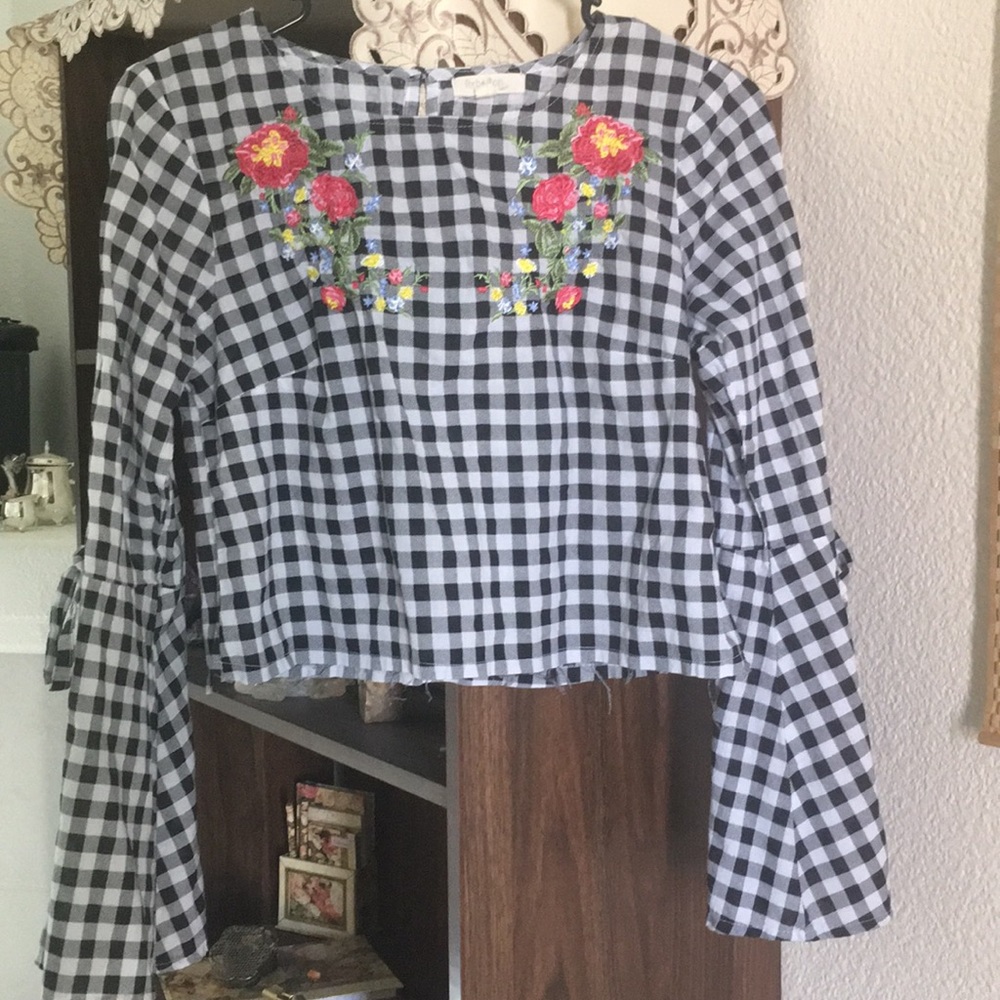 Embroidered checkered top - Picture 2 of 4